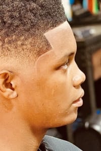 Kenneth H., mobile hairstylist/mobile barber at Brandon