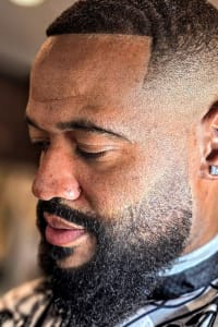 Kenneth H., mobile hairstylist/mobile barber at Brandon
