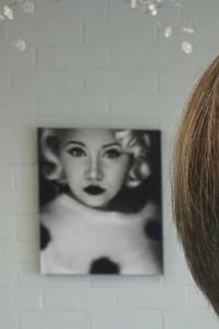 Linda P., mobile hairstylist/mobile barber at White