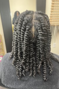 Gabriella S., mobile hairstylist/mobile barber at Atlanta