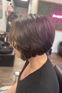 Ingrid U., mobile hairstylist/mobile barber at Greenacres