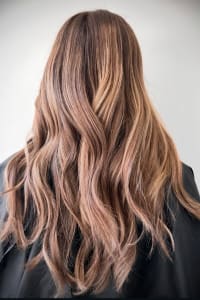 Joanna B., mobile hairstylist/mobile barber at Naperville