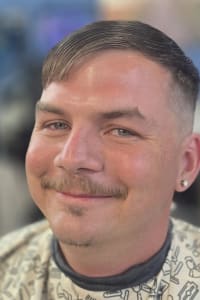 Khyri R., mobile hairstylist/mobile barber at Lauderdale Lakes