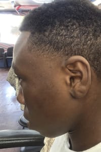 Khyri R., mobile hairstylist/mobile barber at Lauderdale Lakes