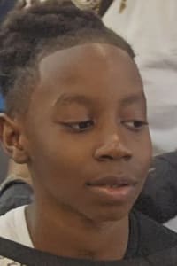 Khyri R., mobile hairstylist/mobile barber at Lauderdale Lakes