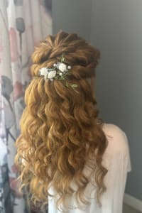 Kimberlee M., mobile hairstylist/mobile barber at Toms River