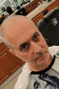 Arman A., mobile hairstylist/mobile barber at Boca Raton