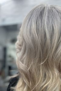 Crystal C., mobile hairstylist/mobile barber at Venice