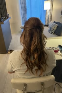 Carol A., mobile hairstylist/mobile barber at Miami