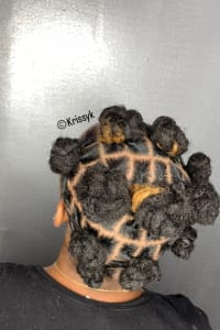 Krystal L., mobile hairstylist/mobile barber at Decatur