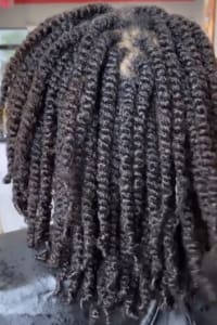 Davanay E., mobile hairstylist/mobile barber at Fort Lauderdale
