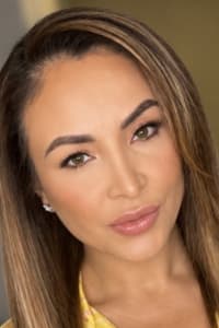 Diana R., mobile hairstylist/mobile barber at Hollywood