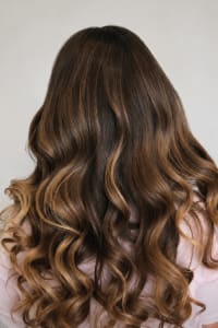 Diana R., mobile hairstylist/mobile barber at Hollywood