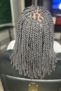 Jamesia L., mobile hairstylist/mobile barber at Houston