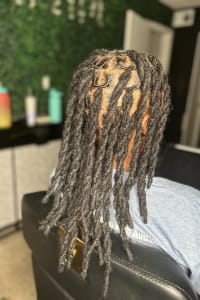 Jamesia L., mobile hairstylist/mobile barber at Houston