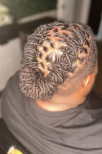Jamesia L., mobile hairstylist/mobile barber at Houston