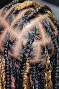 Dawn S., mobile hairstylist/mobile barber at Chicago