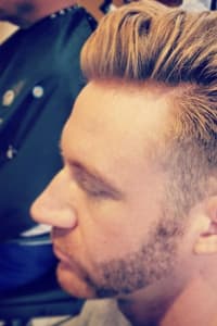 Mike H., mobile hairstylist/mobile barber at Washington