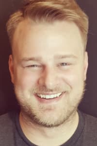 Mike H., mobile hairstylist/mobile barber at Washington