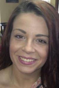 Cheryl T., mobile hairstylist/mobile barber at Bay Shore