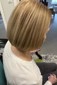 Carmen T., mobile hairstylist/mobile barber at East Meadow