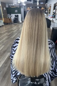 Samantha K., mobile hairstylist/mobile barber at Brookfield
