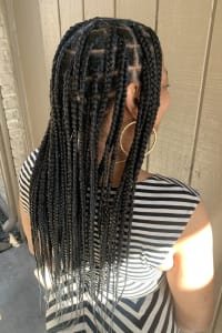 Lapria O., mobile hairstylist/mobile barber at Houston