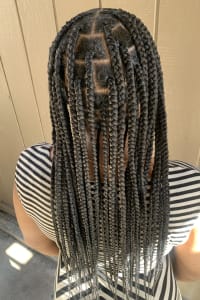 Lapria O., mobile hairstylist/mobile barber at Houston