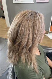 Ashley B., mobile hairstylist/mobile barber at Chandler