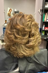 Cynthia  F., mobile hairstylist/mobile barber at Salamanca