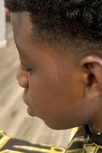 Michael J., mobile hairstylist/mobile barber at Washington