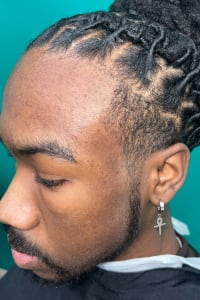 Chris T., mobile hairstylist/mobile barber at KCMO