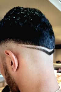 William C., mobile hairstylist/mobile barber at North Miami Beach