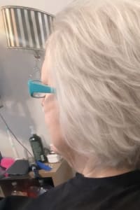 Mary stephanie L., mobile hairstylist/mobile barber at Dallas