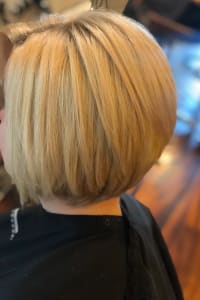 Christina R., mobile hairstylist/mobile barber at New Castle