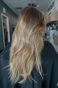 Katie O., mobile hairstylist/mobile barber at Largo