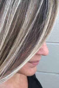 Darla H., mobile hairstylist/mobile barber at Clermont