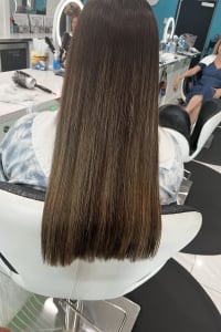 Juleri N., mobile hairstylist/mobile barber at Fort Lauderdale