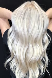 Juleri N., mobile hairstylist/mobile barber at Fort Lauderdale