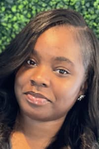 Natasha S., mobile hairstylist/mobile barber at Pittsburgh