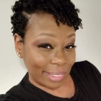 Arlinda M., mobile hairstylist/mobile barber at KCMO