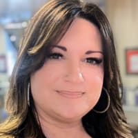 Rachel B., mobile hairstylist/mobile barber at Auburn