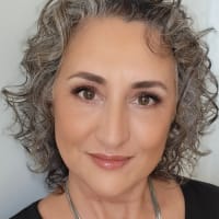 Beverley S., mobile hairstylist/mobile barber at Douglasville