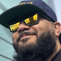 Roberto C., mobile hairstylist/mobile barber at McKinney