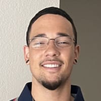 Sterling R., mobile hairstylist/mobile barber at Walnut Creek