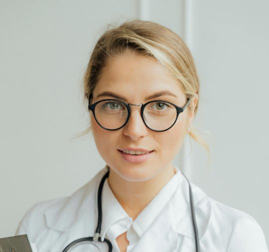 Foto da Dra. Juliana Martins