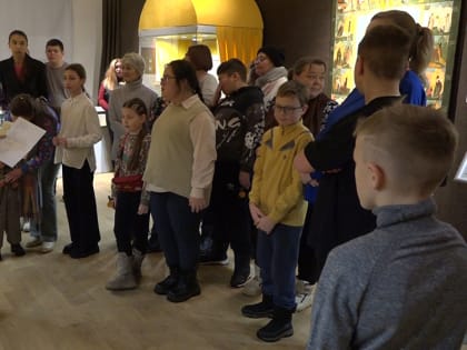 Завершаем Новогодье: «добрый» праздник для «особых» детей