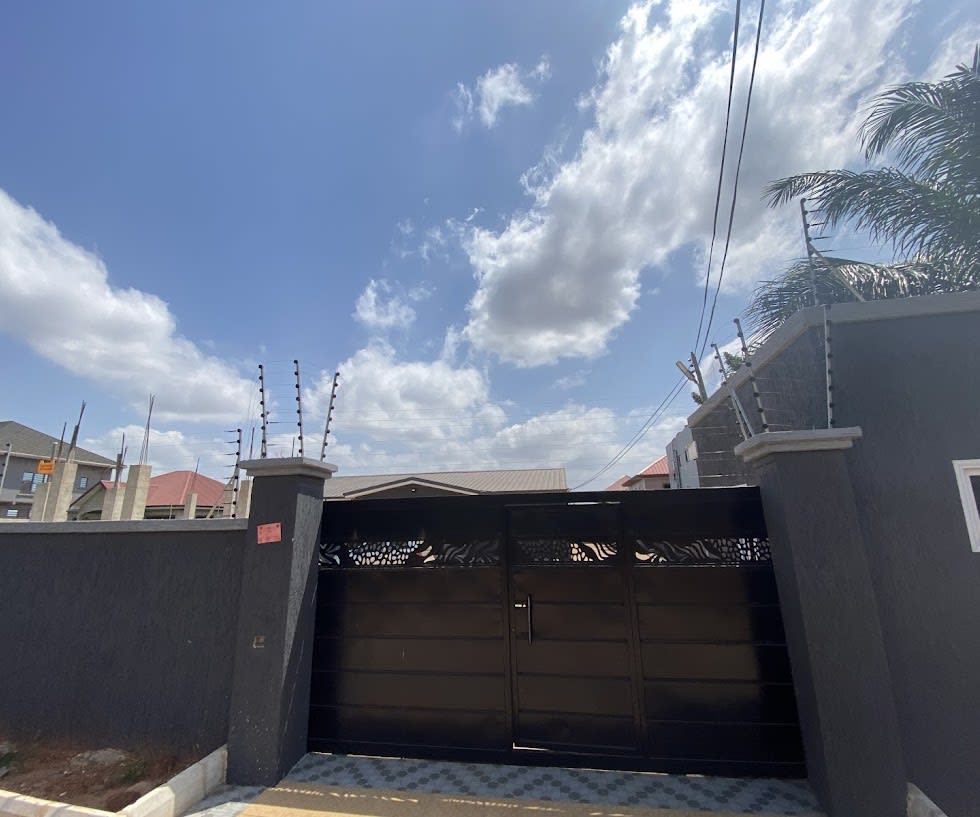 Introduction background - Front View