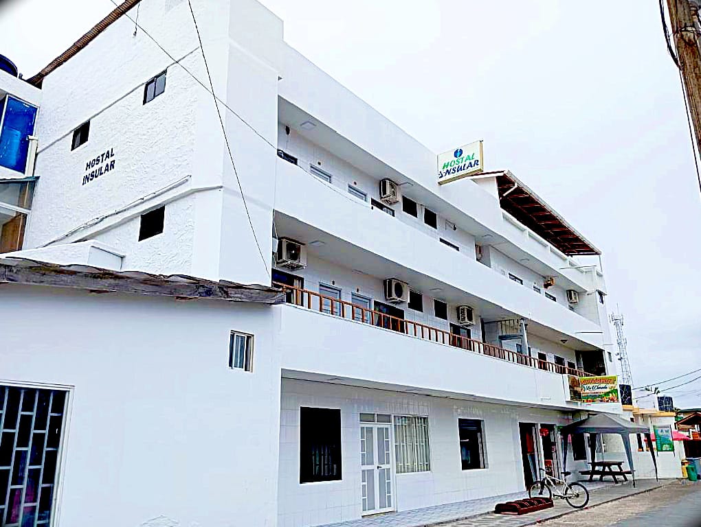 Hostal Insular - Vista exterior