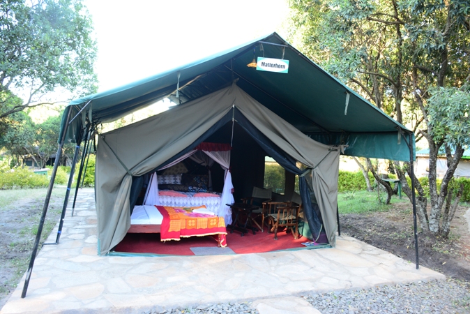 lenchada-tourist-camp-maasai-mara-affordable-tented-accommodation-near-oloolaimutia-gate